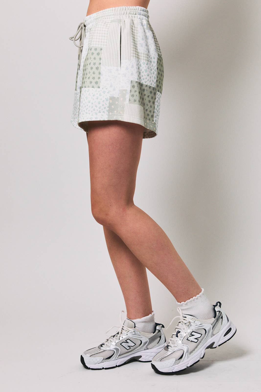 PATCH WORK PRINTED SWEATSHORTS: SAGE-MULTI / L