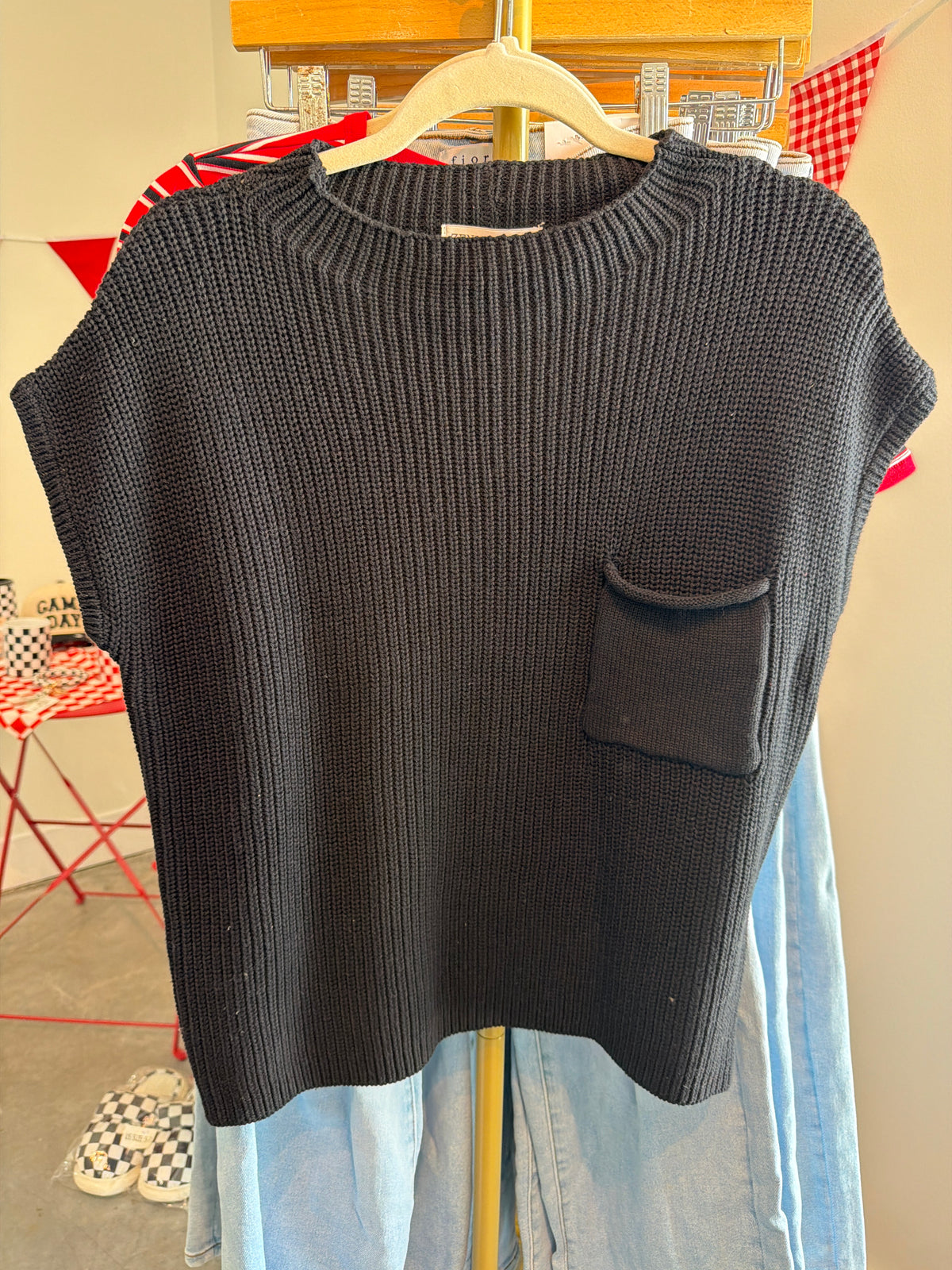 Black Short Sleeve Sweater