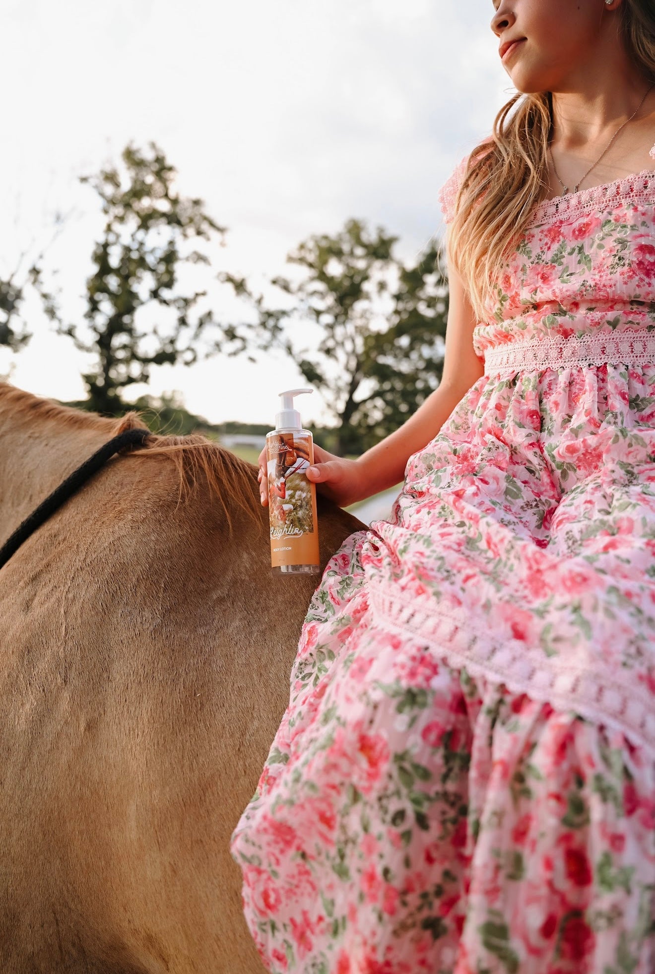 Leightin Western Fantasy Lotion