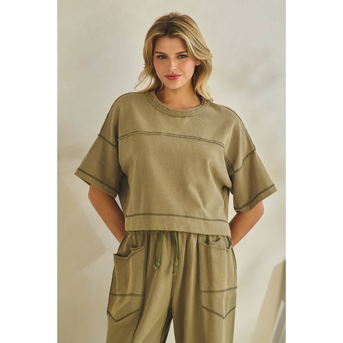 Coral Cropped Easy Top