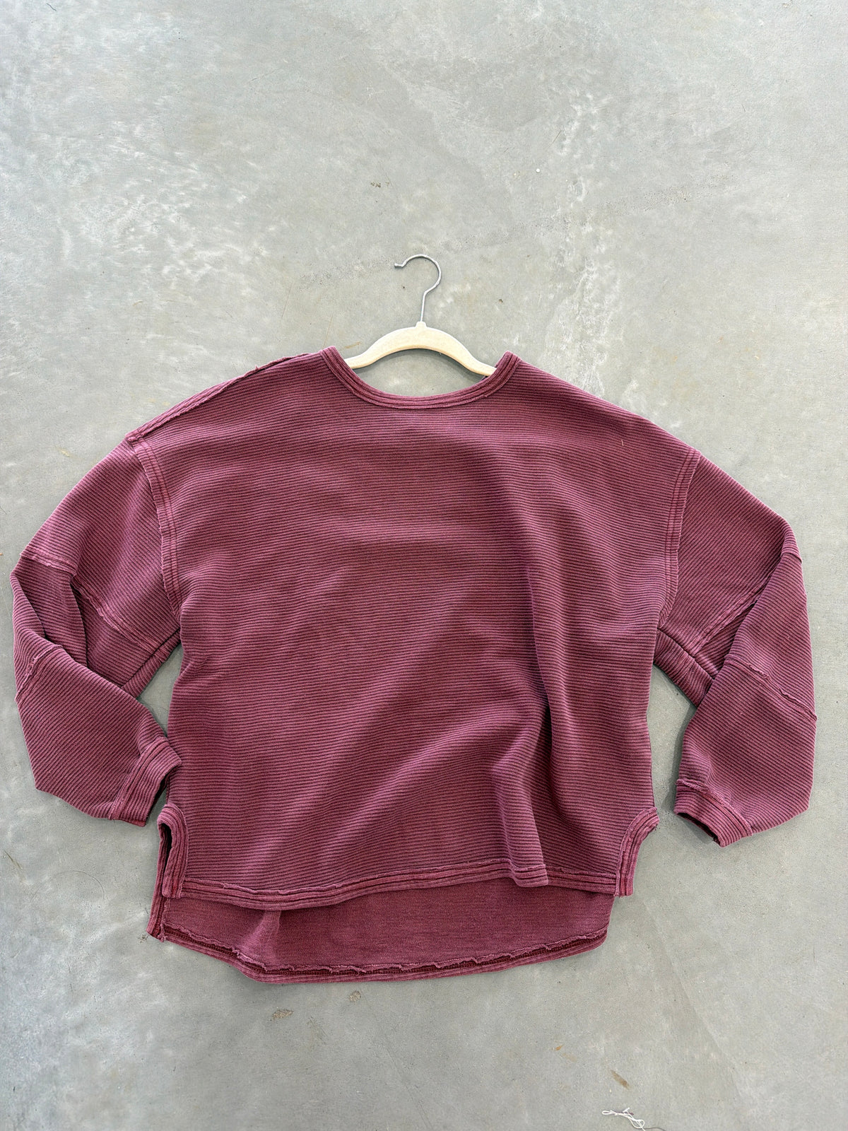 Maroon Ribbed Raw Hem Long Sleeve Top