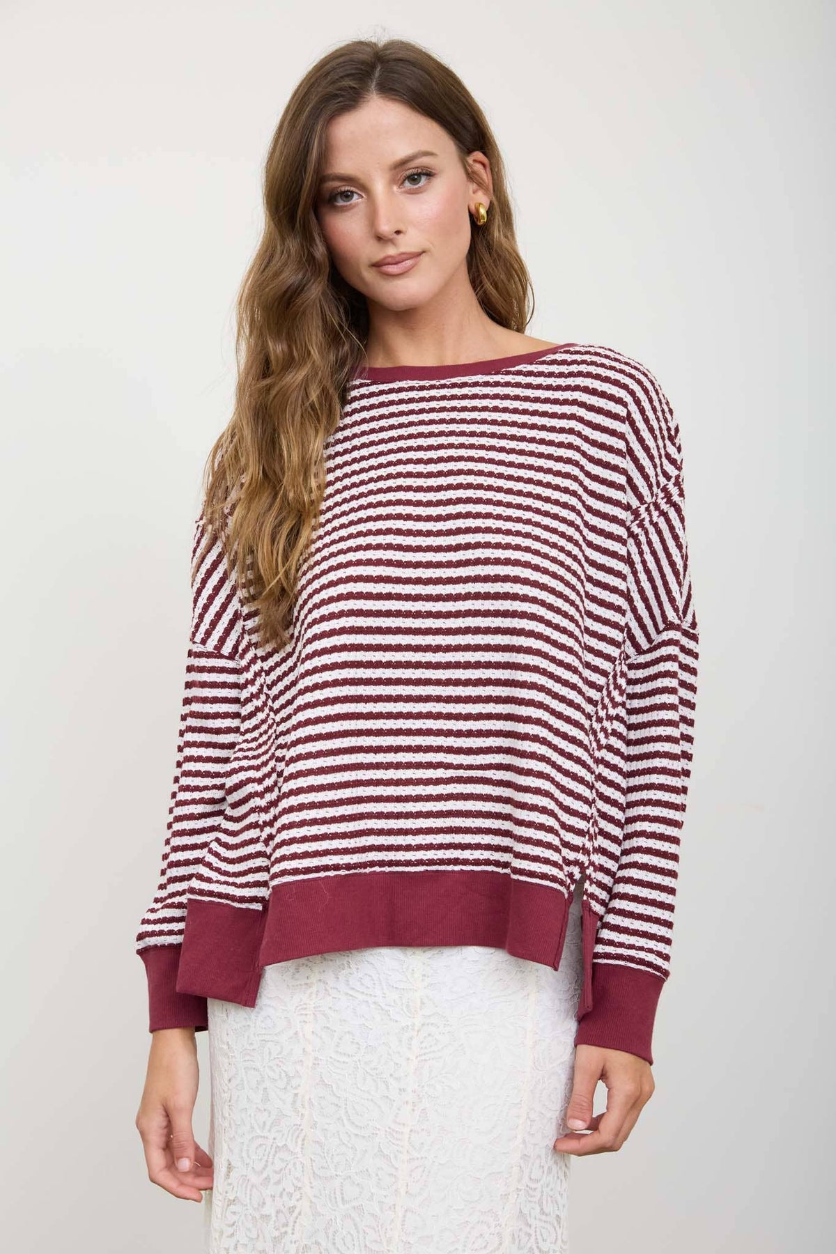 STRIPE EXPOSED SEAM SPLIT HEM LONG SLEEVE KNIT TOP : BLUE