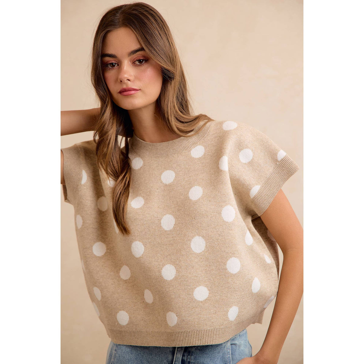 POLKA DOT KNIT SLEEVELESS TOP: BEIGE/IVORY