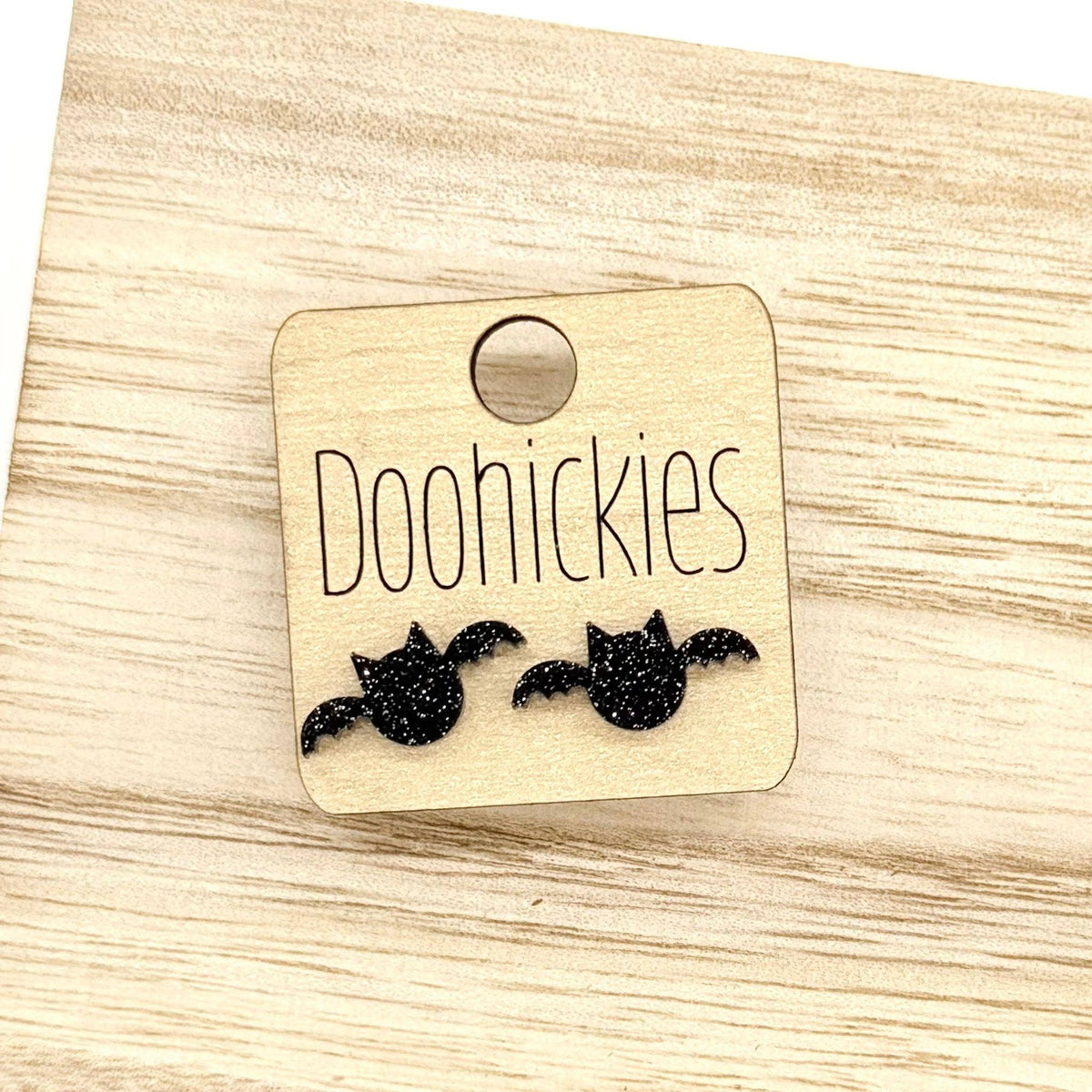 Spooky Studs - Acrylic Halloween Earrings: Solid Scaredy Cat