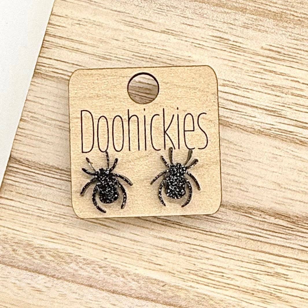 Spooky Studs - Acrylic Halloween Earrings: Solid Scaredy Cat
